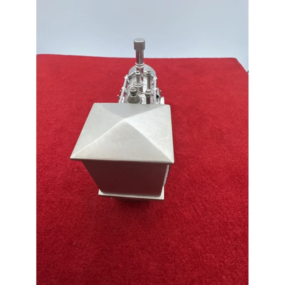 Small‎ Solid Metal Steam Train Desktop quarts Clock Japan Movement